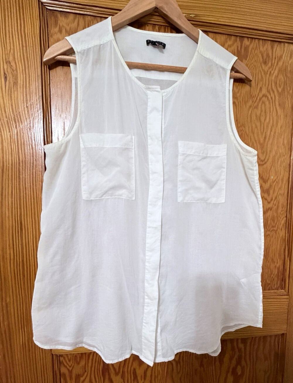 Theory Women’s White Solid Round Neck Sleeveless Button Front Pocket Blouse L